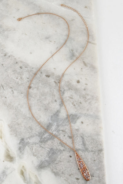 Glitzy Glitter Stone Pendant Necklace