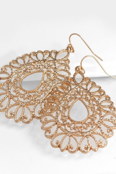 These intricate metal 2.5" tear drop earrings from Urbanista are gorgeous! Comes in Gold and Silver.